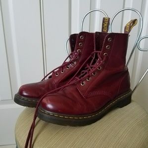 Dr. Martens burgundy Pascal 8 eye boot